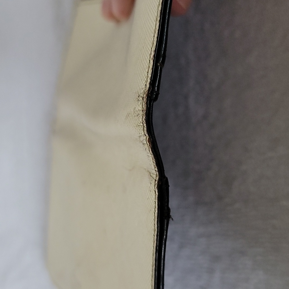 Kate Spade New York gold shimmer long wallet - Picture 9 of 16
